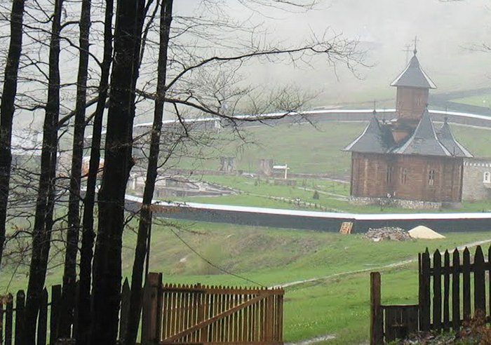 Călugărul moare lumii ca să se nască în Hristos 89024