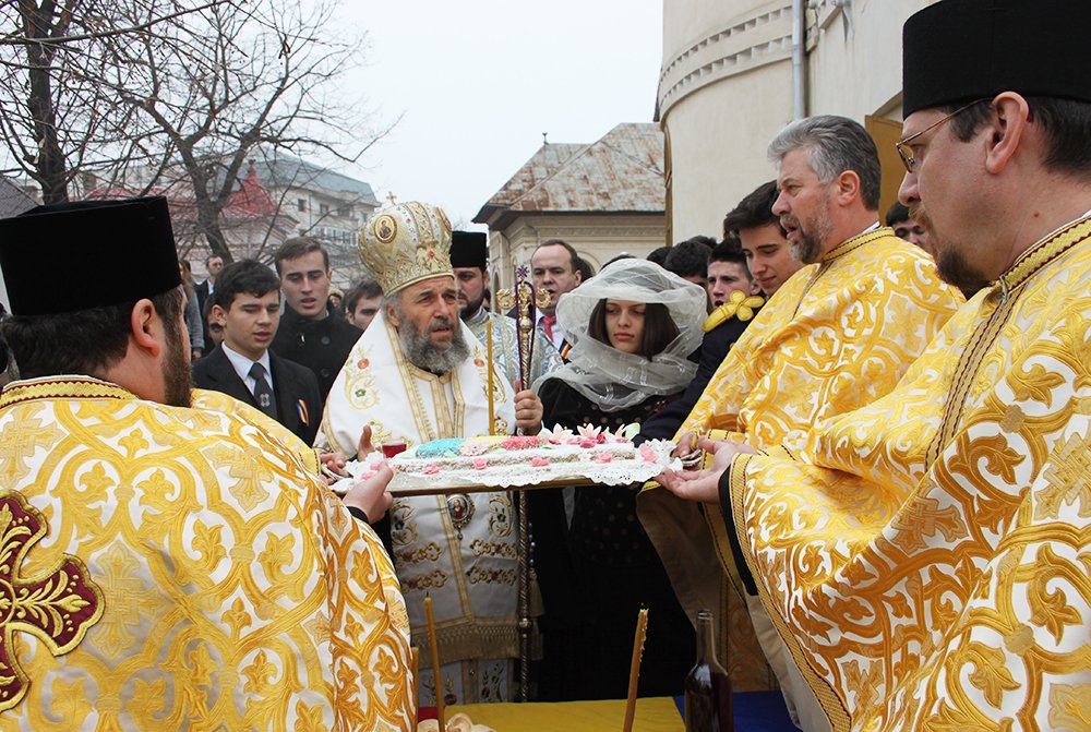 Torţele aprinse ale Unirii Principatelor Române în Arhiepiscopia Dunării de Jos 88087