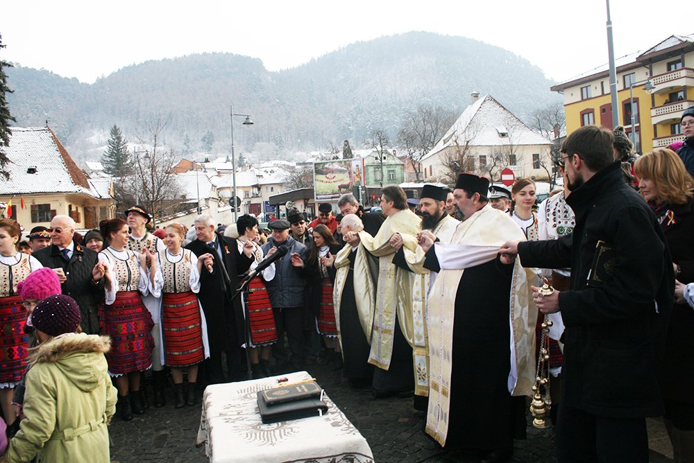 Unirea Principatelor sărbătorită în Şcheii Braşovului 88078