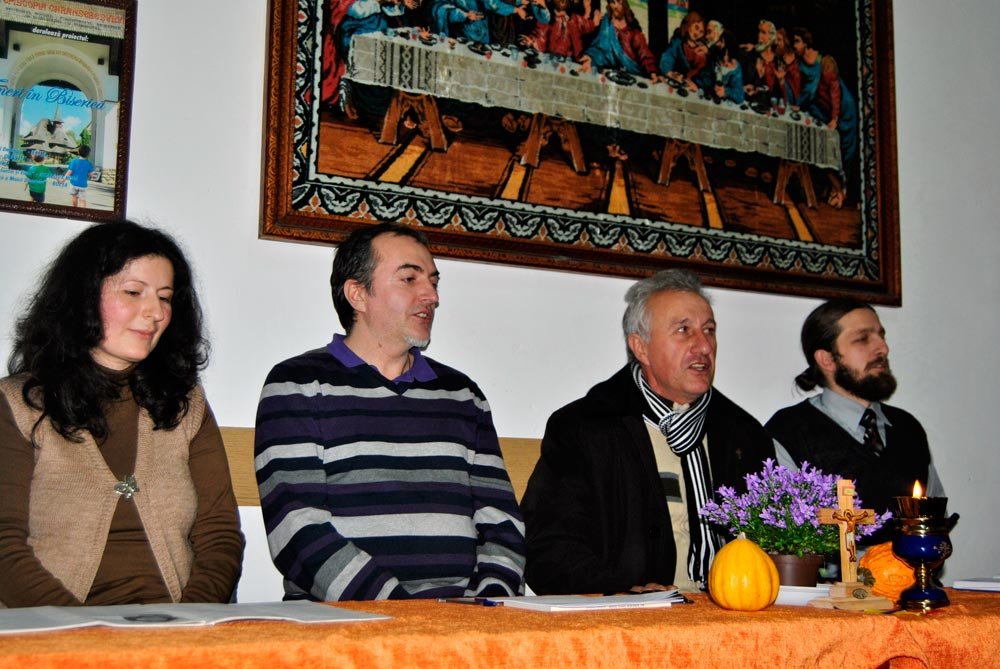 Manifestări literar-artistice pentru tinerii de la Centrul „Sfânta Ecaterina“ din Oraviţa 88056