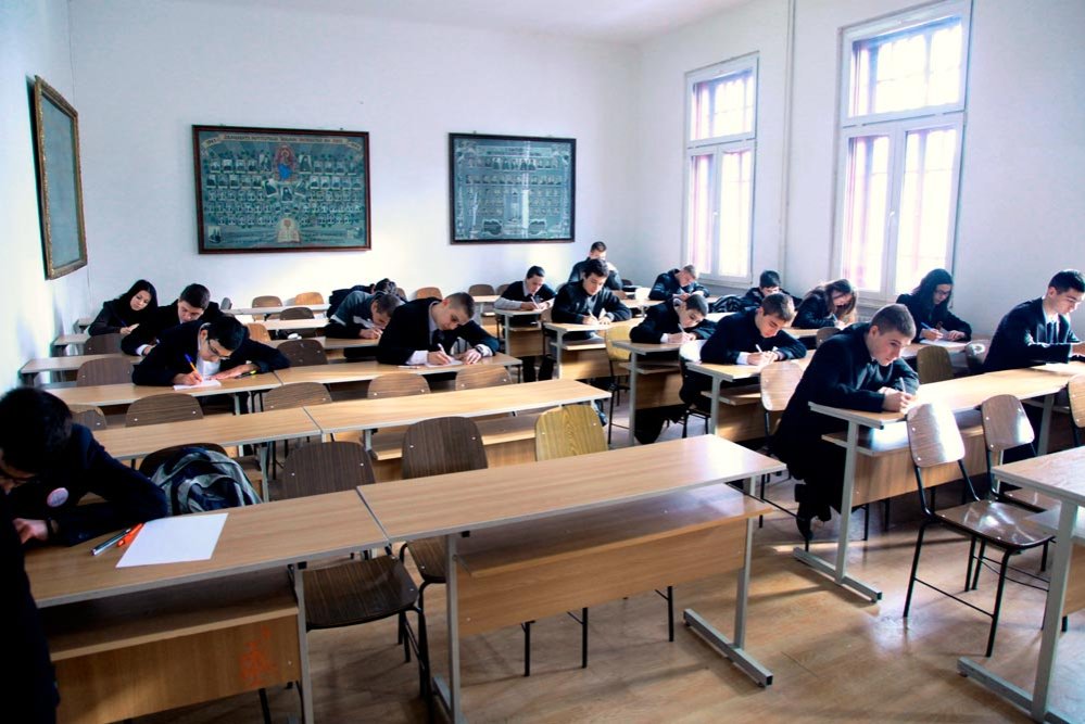 Concursul „Dumitru Stăniloae“ în eparhii 88014