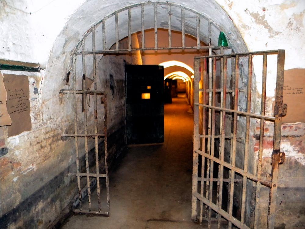 Despre rezistenţa prin credinţă în închisorile comuniste 88029