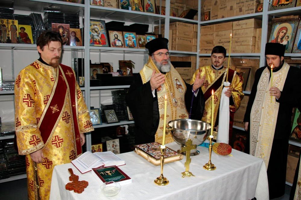 Binecuvântare arhierească la Roman 87958