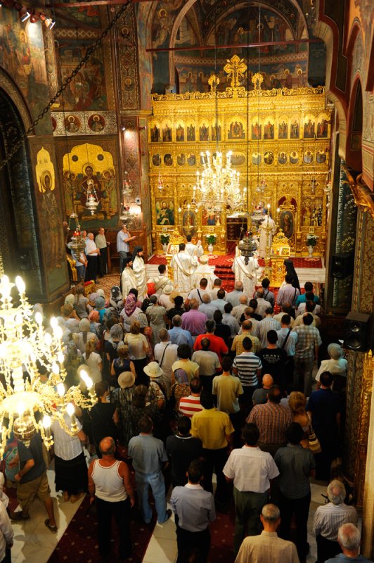 Rugăciunea - comuniune cu Dumnezeu şi izvor de sfinţenie 87942