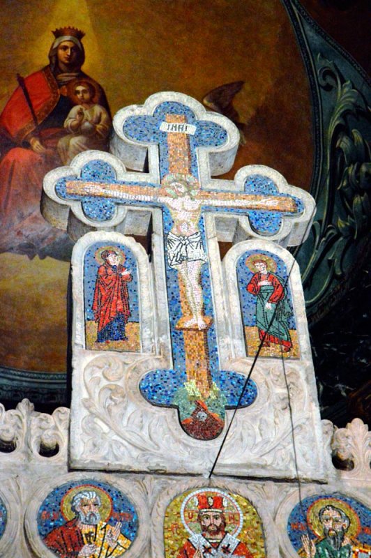 Sub semnul Sfintei Cruci 87946