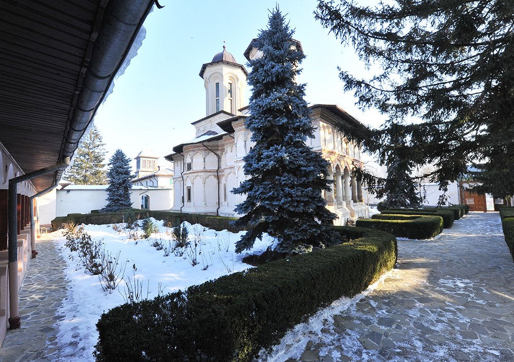 Călugării care se roagă întru respirarea sfinţilor 87902