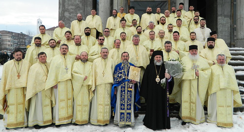 Zi de înălţare sufletească în Protopopiatul Oneşti 87900