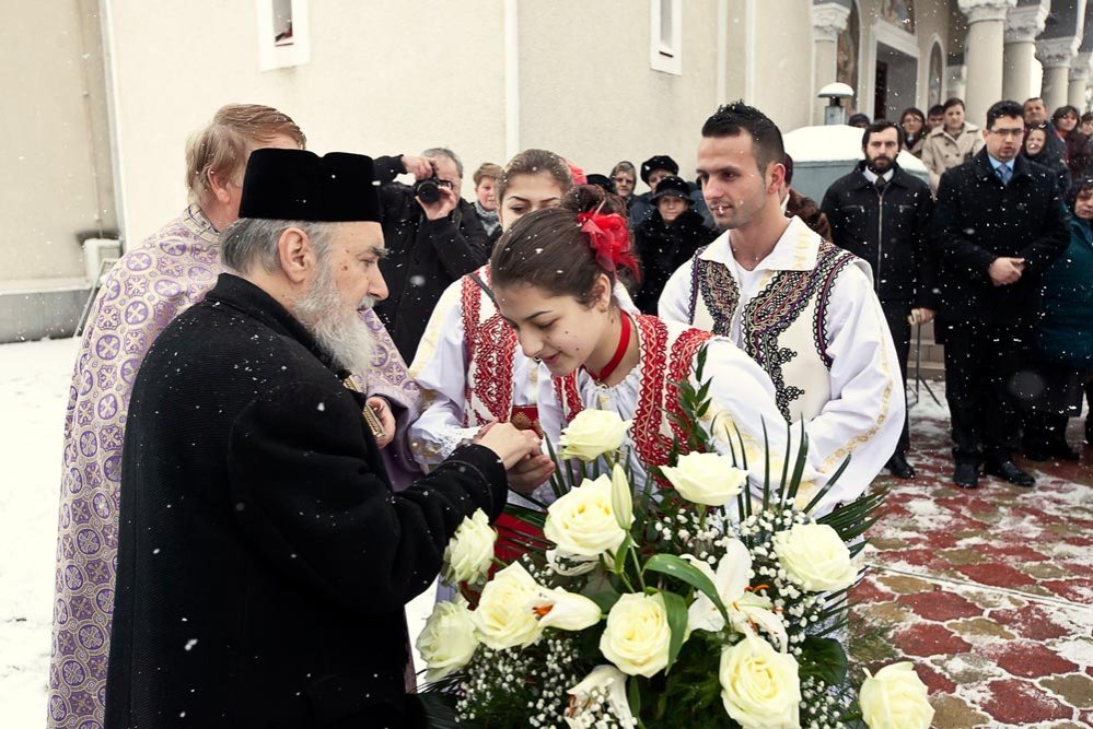 Rugăciuni şi Liturghii arhiereşti 87796