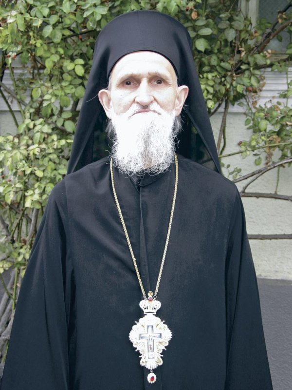 Arhimandritul Serafim Man s-a mutat la Domnul 87763