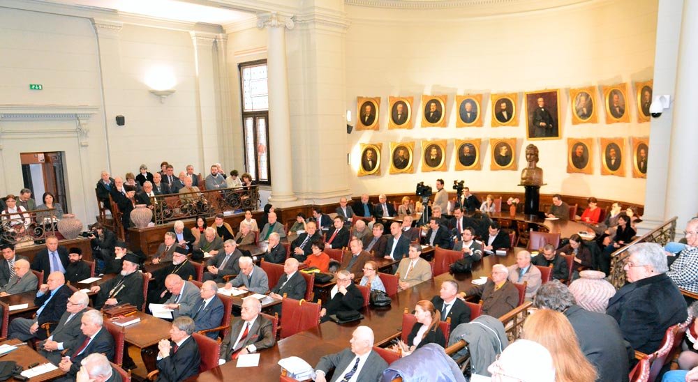 Au fost lansate două volume despre istoria comunismului 87719