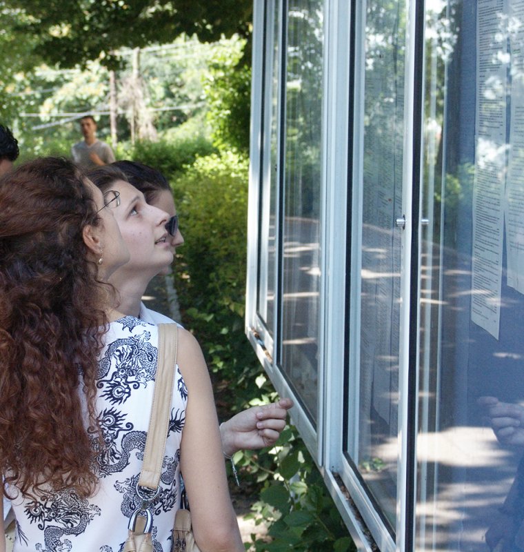 Taxa pentru cei care n-au luat bacalaureatul rămâne neschimbată 87656