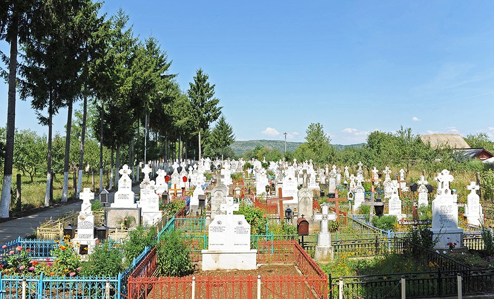 O administrare mai eficientă a cimitirelor 87604