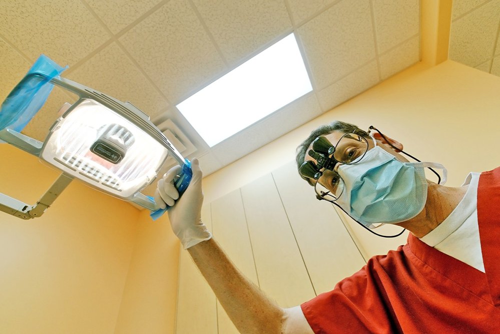 Produs al cercetătorilor români menit să refacă osul uman 87590