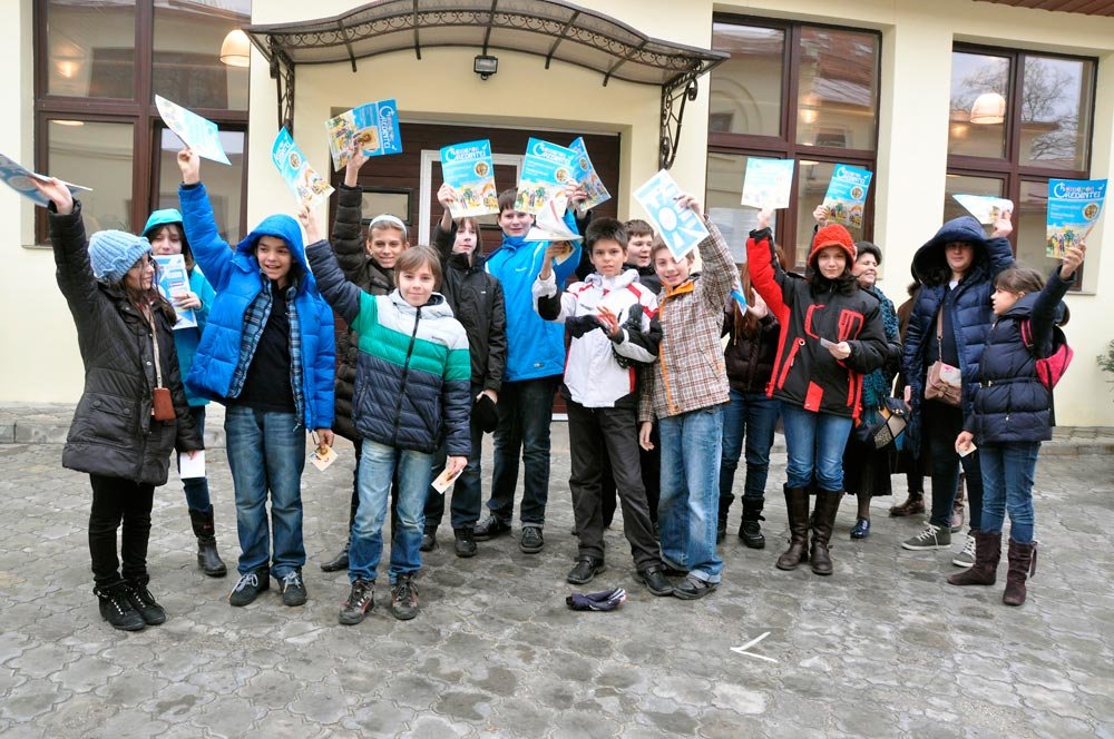 Elevi în vizită la Patriarhia Română, în cadrul unui proiect transdisciplinar 87507