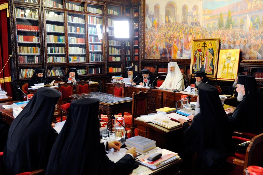 Noi hotărâri ale Sfântului Sinod 87463