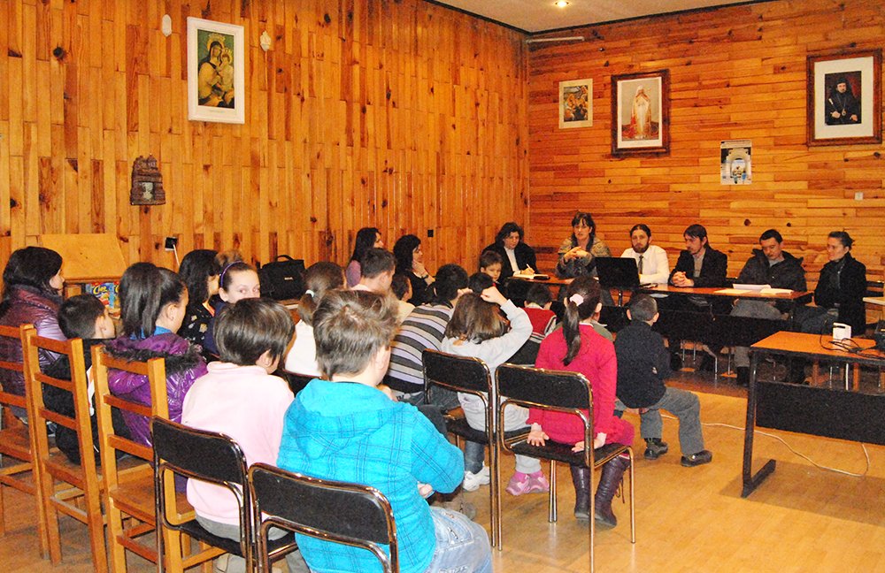 Noi activităţi la Centrul de tineret Reşiţa Montană 87361