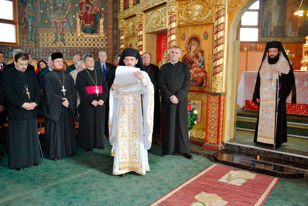 A fost instalat noul protopop de Reşiţa 87319