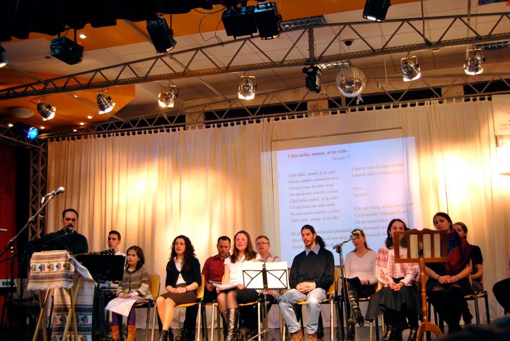 Recital la Braşov dedicat mamei creştine 87316