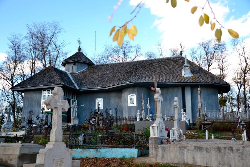 Bisericuţa de pe dealul Turtureştilor 87277