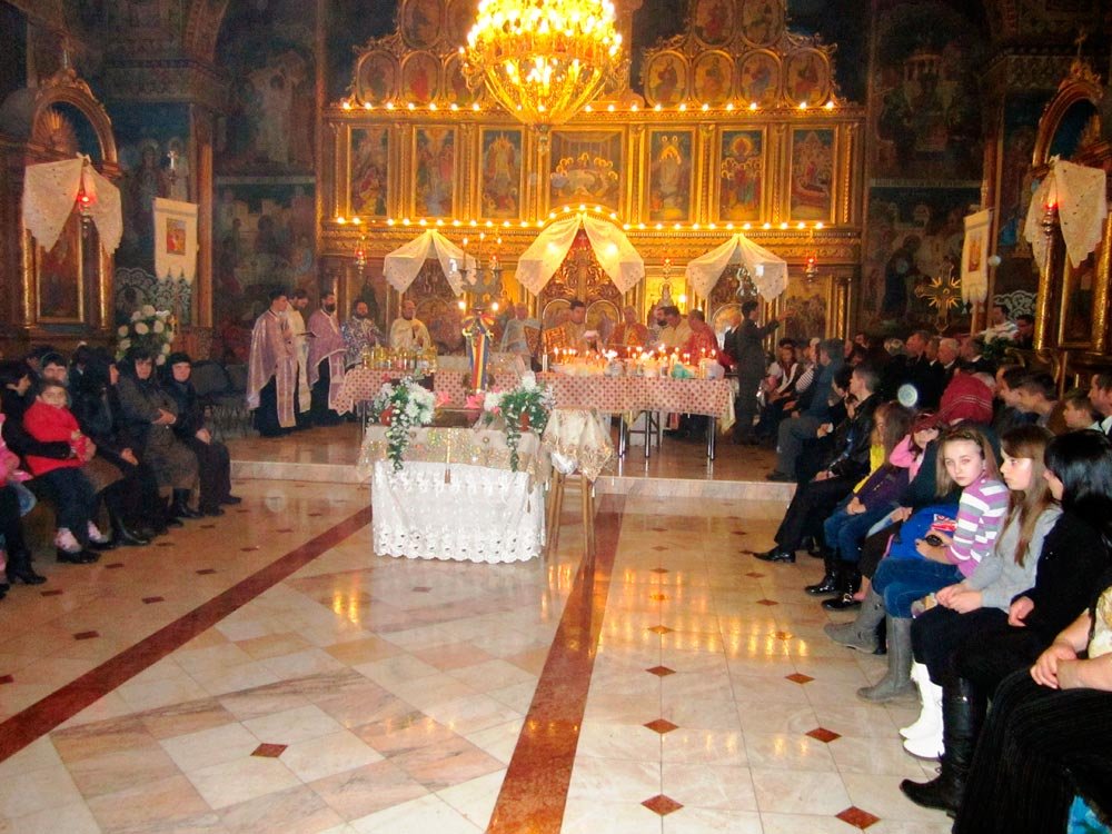 Seară duhovnicească în Parohia Apateu 87293