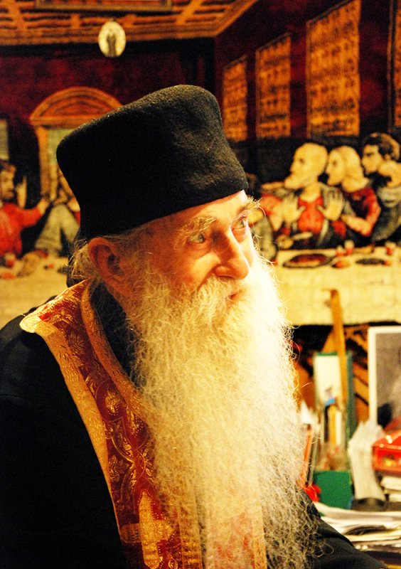 Despre vieţuirea părintelui Arsenie Papacioc în temniţa Aiudului 87138