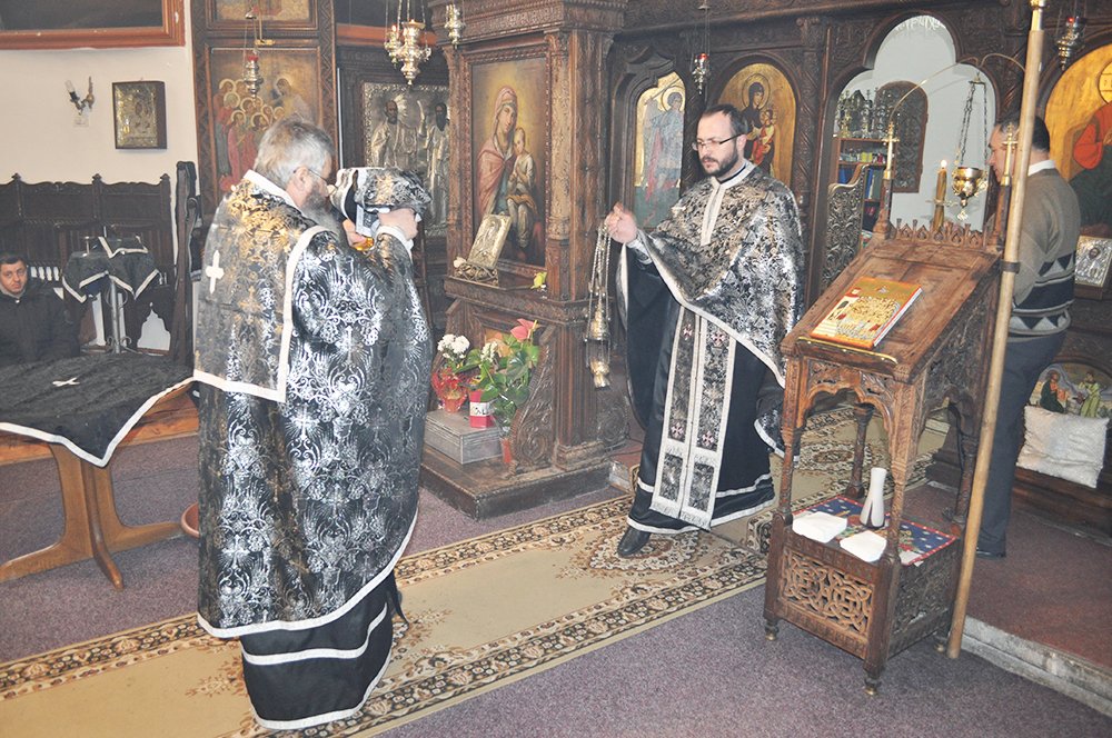 O slujbă născută din dorul după Mire 87133