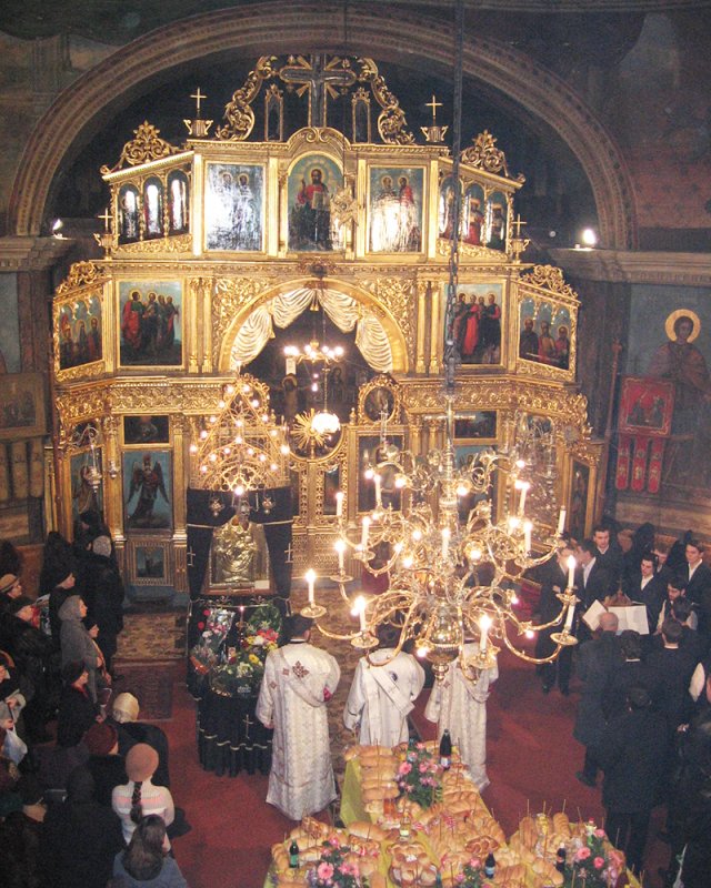 Hramul Bisericii „Buna Vestire“ din Iaşi 87102