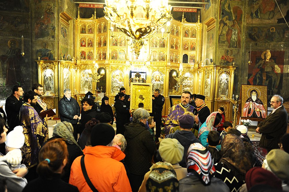 Icoana de la Nămăieşti a ajuns la Bucureşti 87083