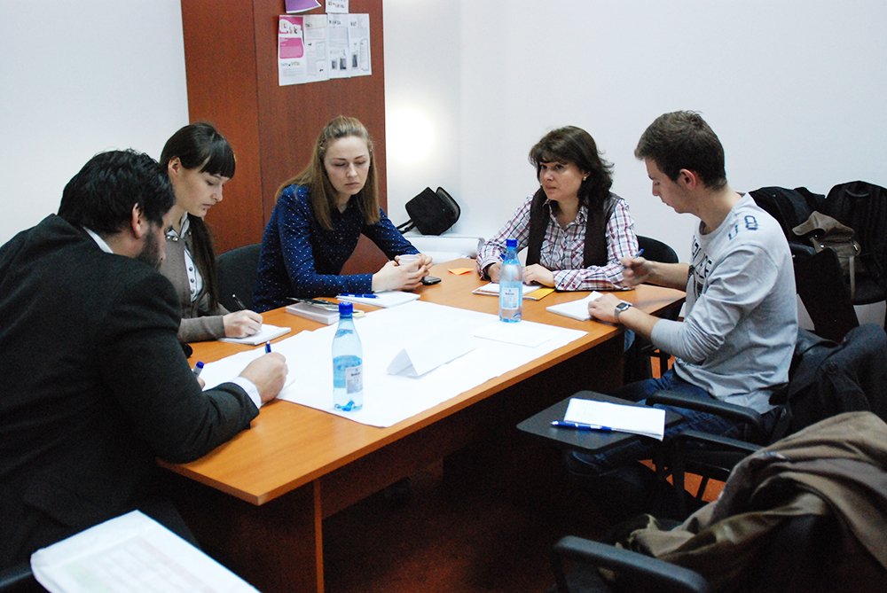 Seminar internaţional la Centrul de formare „Dumitru Stăniloae“ 87108