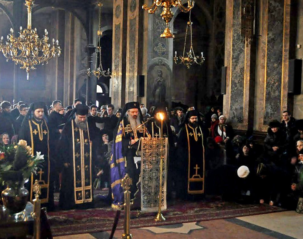 Ultima parte a Canonului Mare la Catedrala mitropolitană din Iaşi 87101