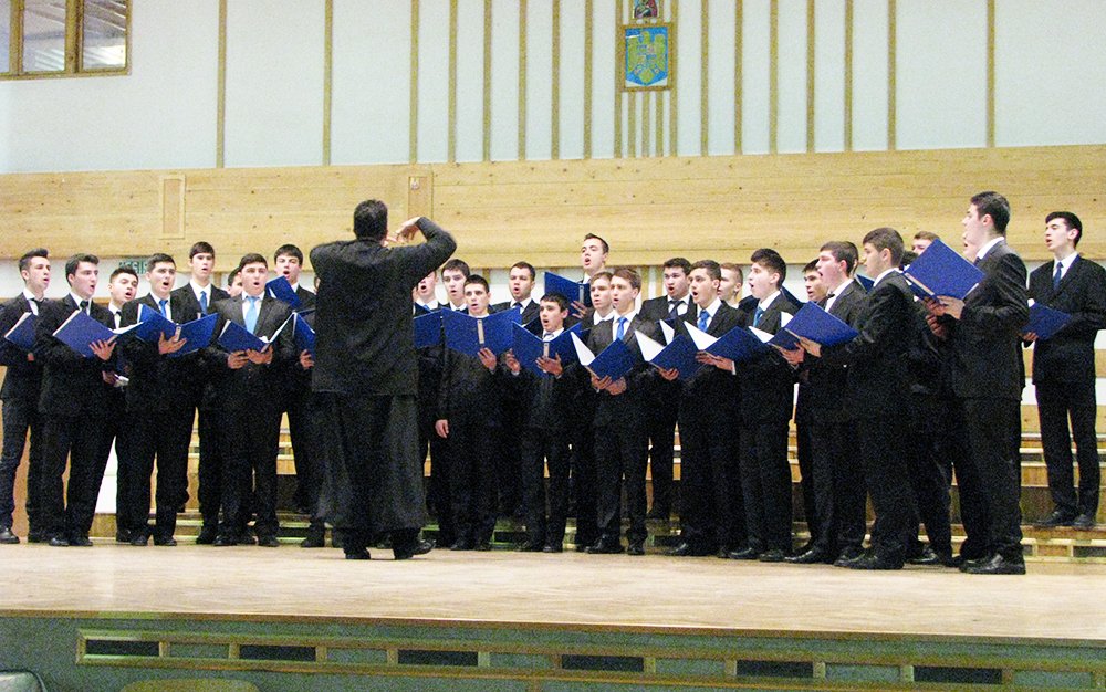 Corul „Basileus“ s-a calificat la etapa zonală a olimpiadei de muzică corală 87080