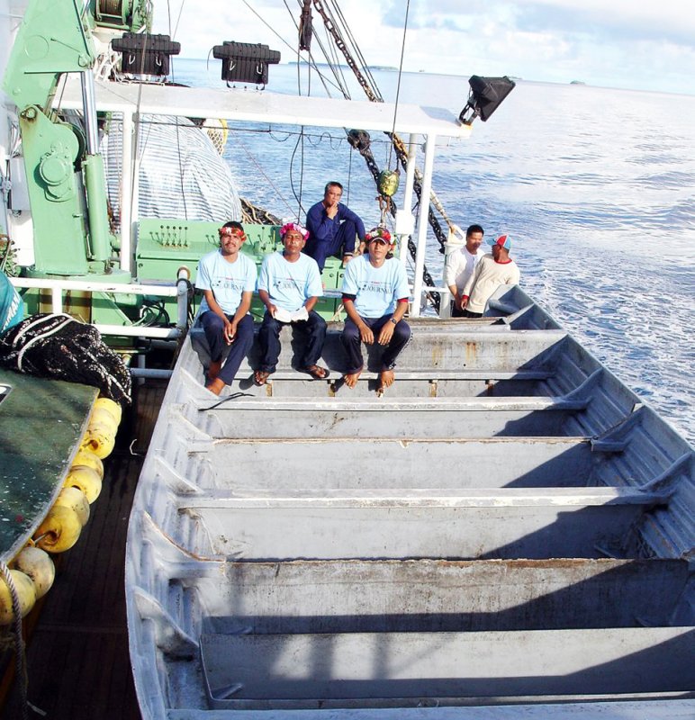 Naufragii şi naufragiaţi 87069