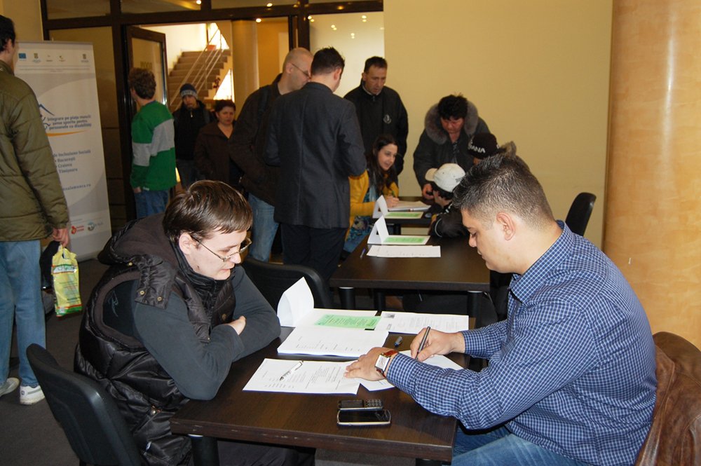 Şanse la o viaţă mai bună pentru persoanele cu dizabilităţi 87074