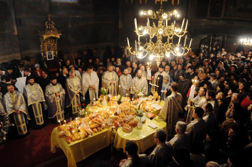 „Buna Vestire este mărturisirea dreptei credinţe în coborârea lui Dumnezeu pe pământ“ 87001