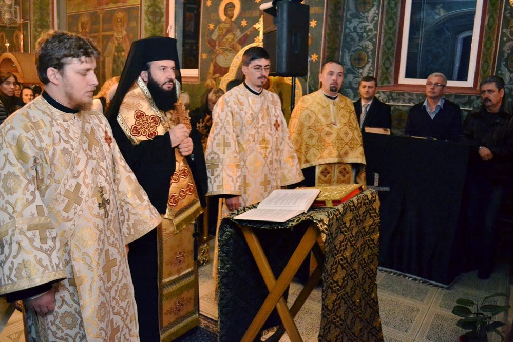 Seară duhovnicească la Parohia Goleţ 86951