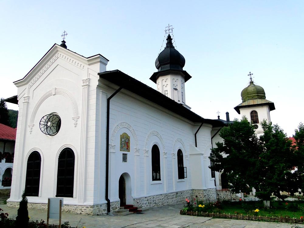 Stupul mănăstiresc al Agapiei 86938