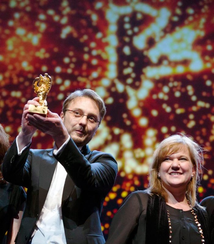 „Poziţia copilului“ - pusă în valoare de „poziţia mamei“ 86911