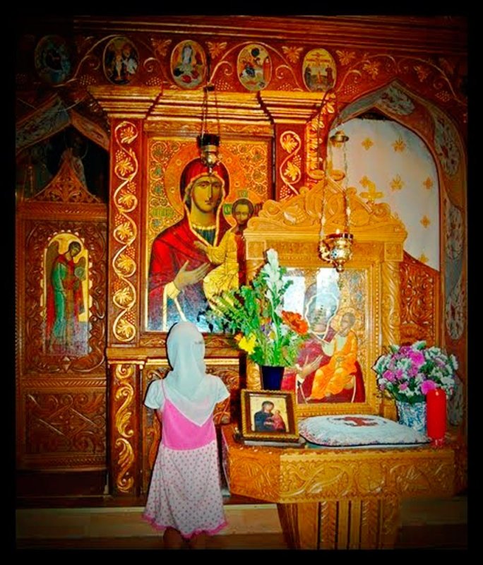 „Umplutu-ne-am de viaţa Ta cea nesfârşită“ 86905