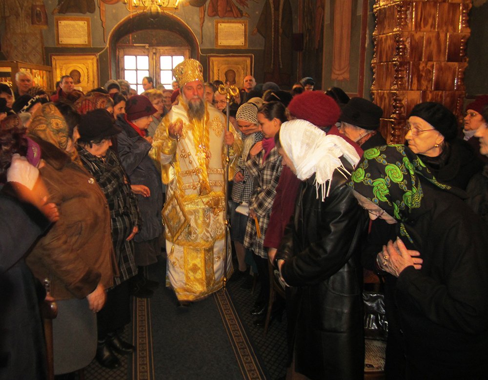 Liturghie arhierească la Biserica „Oota“ 86872