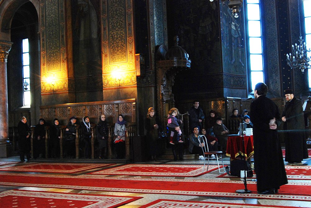 Seară de catehizare la Paraclisul mitropolitan „Madona Dudu” 86873