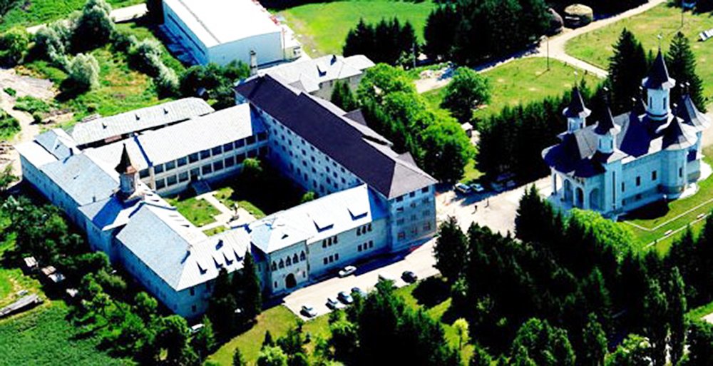 Concurs de abilităţi practico-aplicative la Seminarul Teologic de la Mănăstirea Neamţ 86857