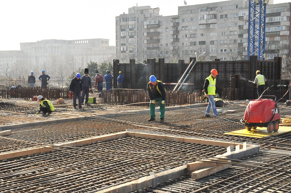 Finalizarea structurii de rezistenţă a edificiului 86836