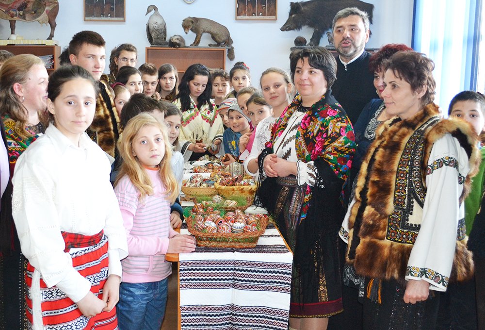 Atelier de încondeiere a ouălor, la Erbiceni  86833