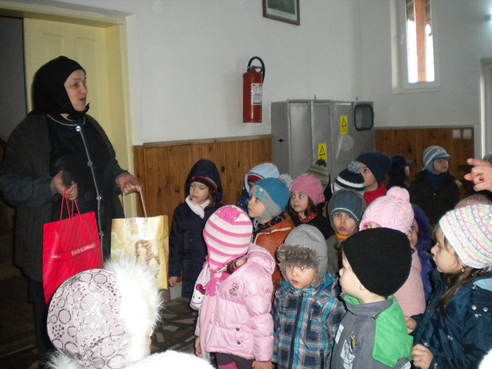 Acţiune caritabilă la Căminul „Sfântul Ioan ce Nou de la Suceava“ 86772