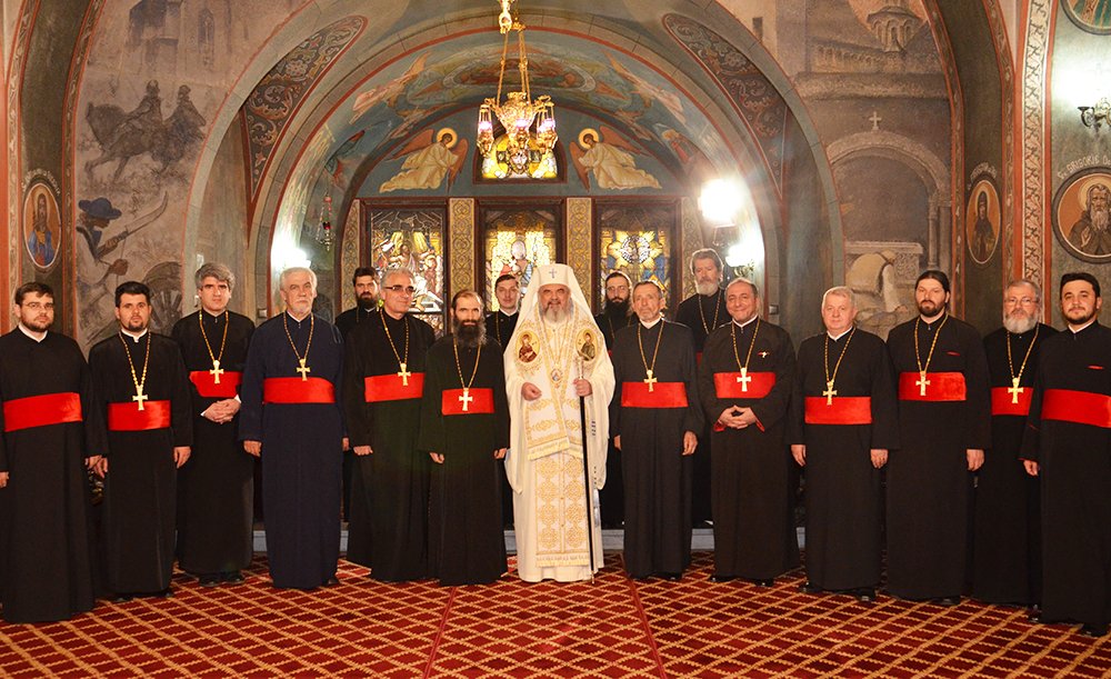 26 de clerici au fost ridicaţi în rang 86752