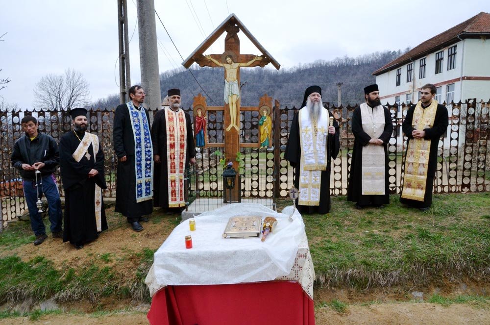 Bucurii duhovniceşti pentru credincioşii mehedinţeni 86687