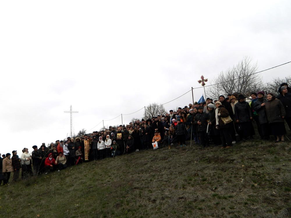 Procesiune dedicată Sfintei Cruci la Oneşti 86691