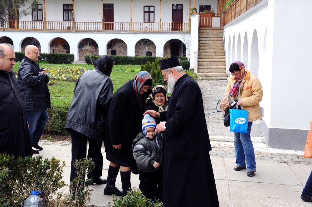 „Nu există mănăstire mai frumoasă decât Cernica“ 86652