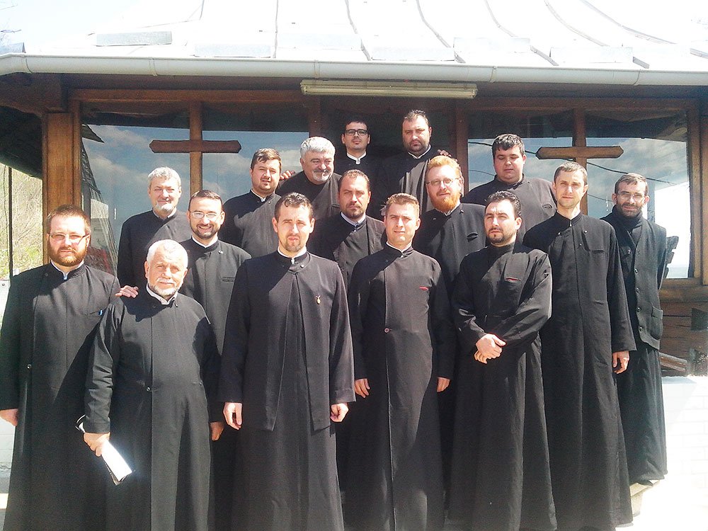 Cercul pastoral-misionar „Băbeni“ s-a întrunit la Parohia Băbeni V 86509