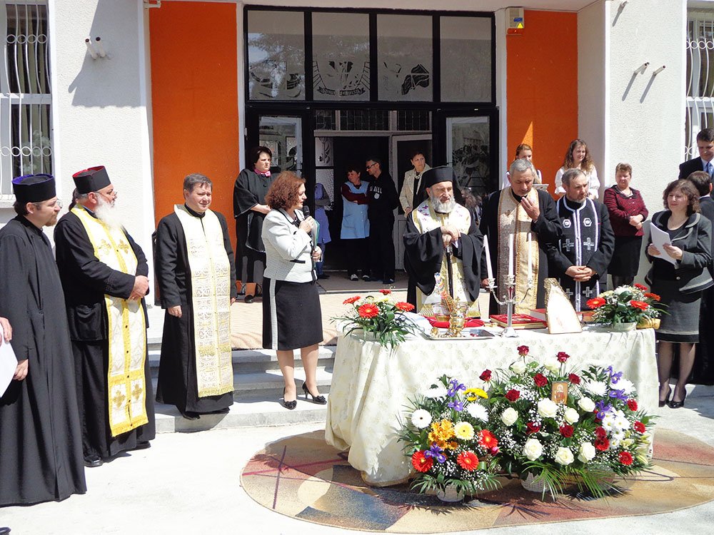 Centre social-educative la Oneşti 86492